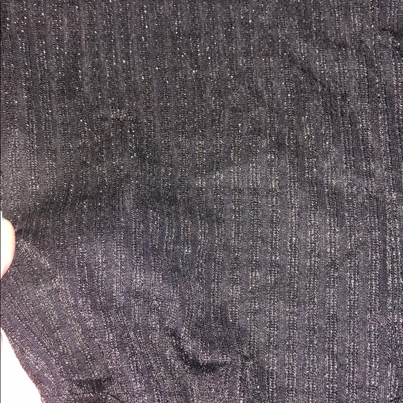 Cropped top - Picture 2 of 3